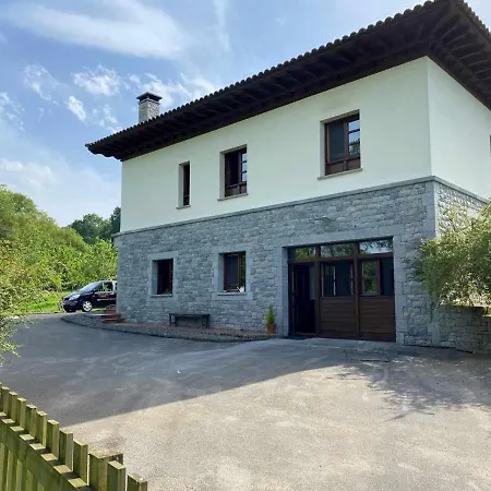 Casa De Los Carpinteros Arriondas Esterno foto